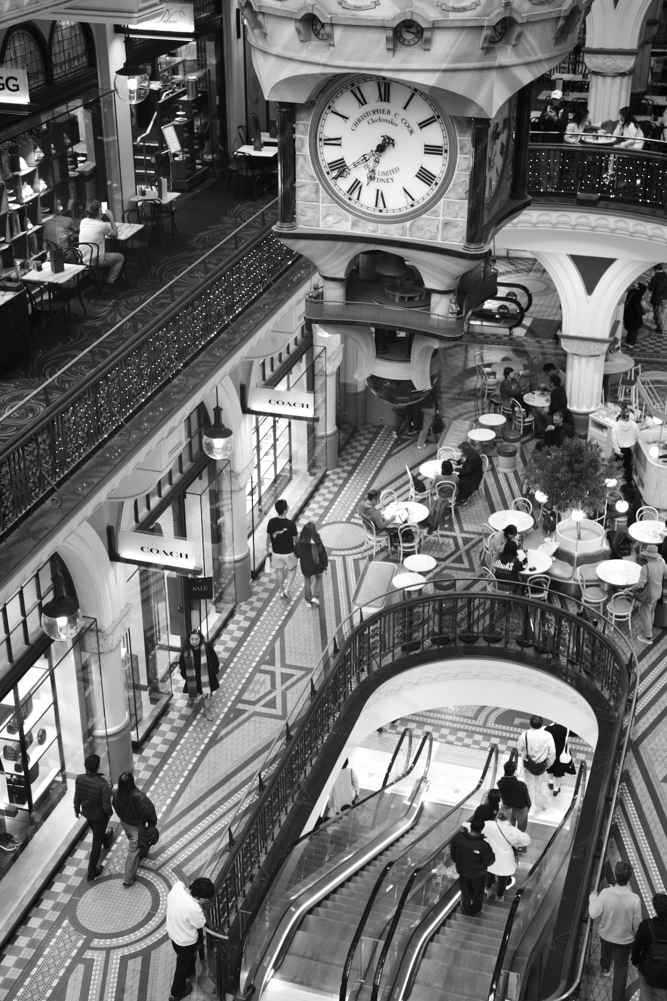 A digital B&W phoot shot on a Leica M Monochrom digital rangefinder, aiming down in the QVB building in Sydney.